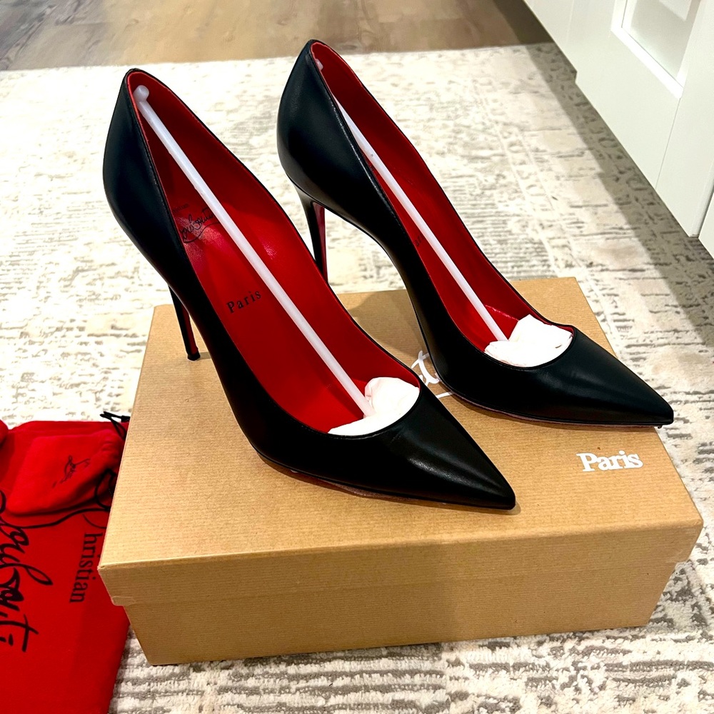 Christian Louboutin So Kate 100